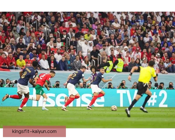 德尚更衣室管理方法备受关注，球队氛围持续提升