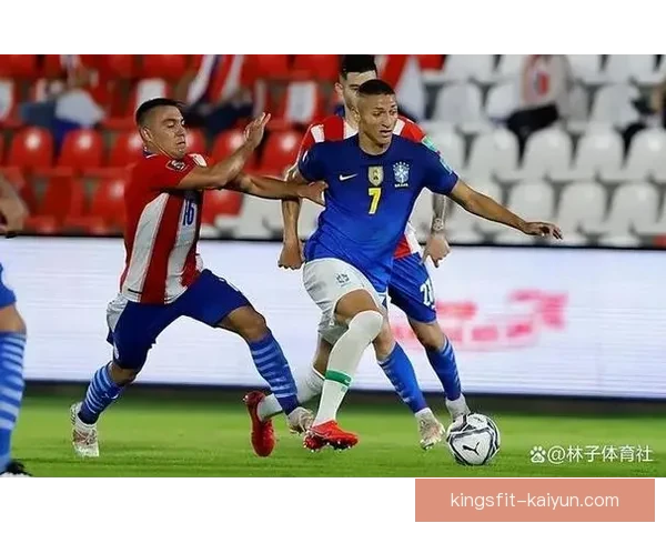 德甲穆西亚拉表现稳健，持续提升球技实力引发关注